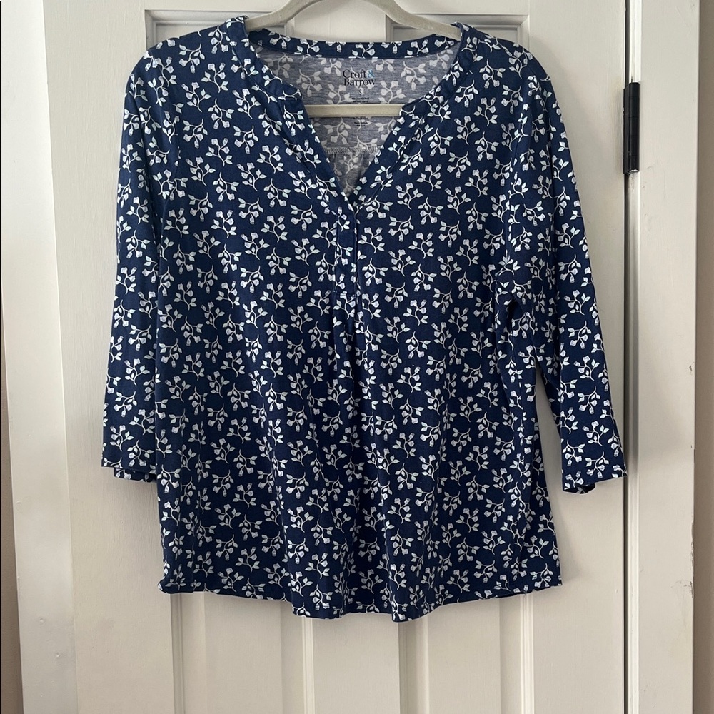 Croft & Barrow Navy Blue Floral Blouse